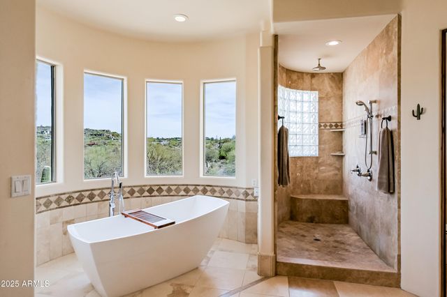 37433 N Never Mind Trail --, Carefree, AZ 85377