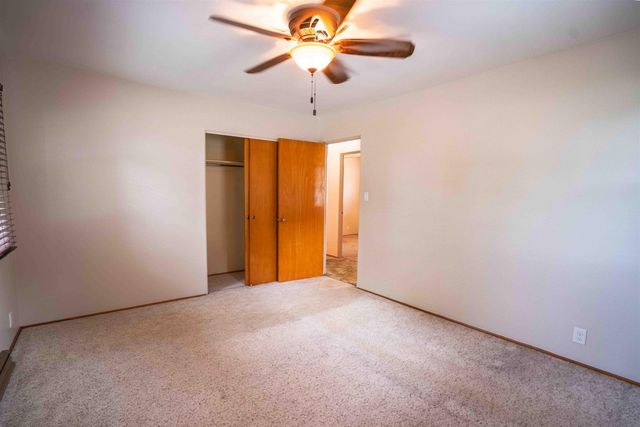 1203 L Avenue, Grundy Center, IA 50638