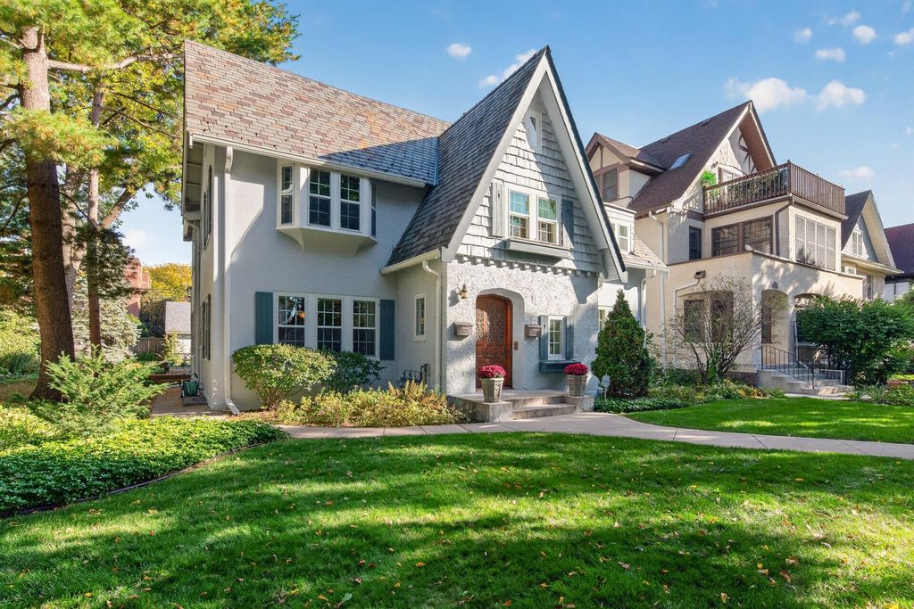 2725 Irving Avenue S 1, Minneapolis, MN 55408 — photo 2