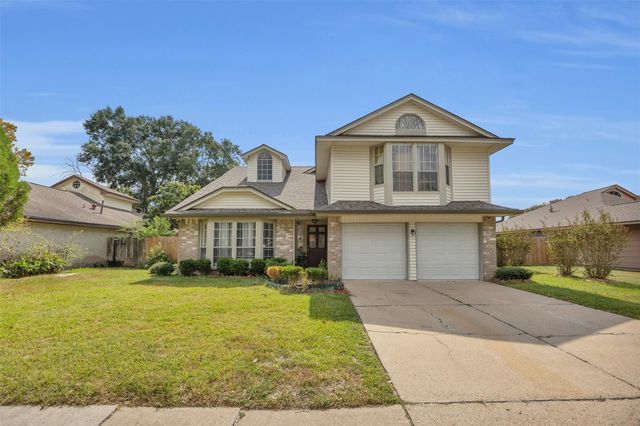 15619 Beechnut Street, Houston, TX 77083