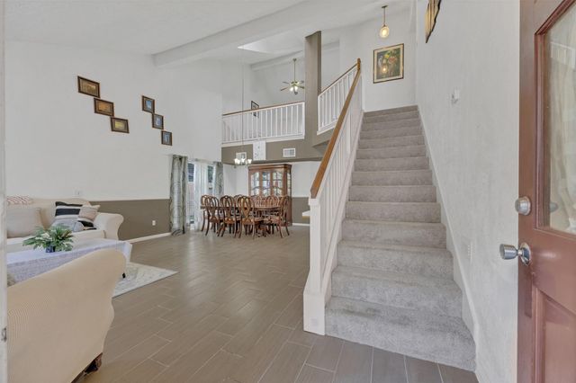 15619 Beechnut Street, Houston, TX 77083