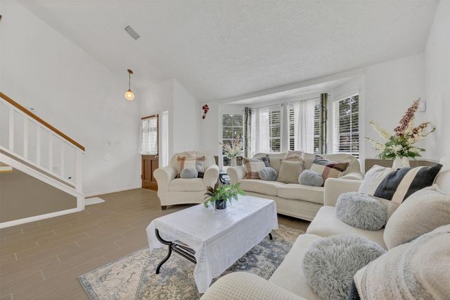 15619 Beechnut Street, Houston, TX 77083