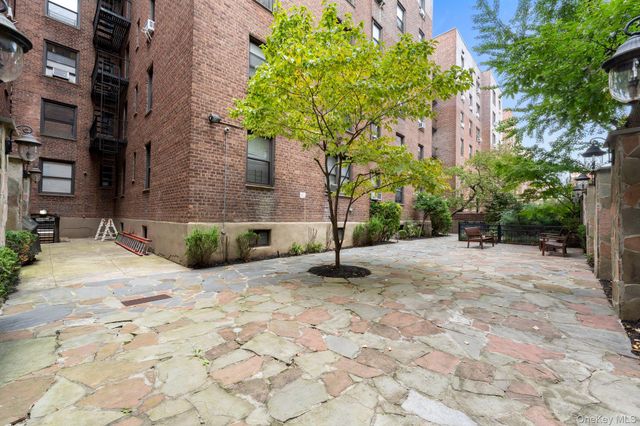 37-27 86th Street 3E, Jackson Heights, NY 11372