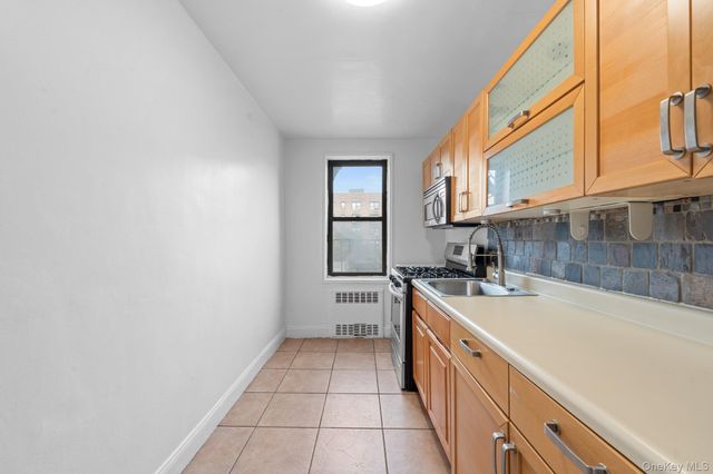 37-27 86th Street 3E, Jackson Heights, NY 11372