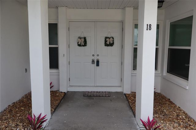 18 GOLFVIEW COURT, Rotonda West, FL 33947