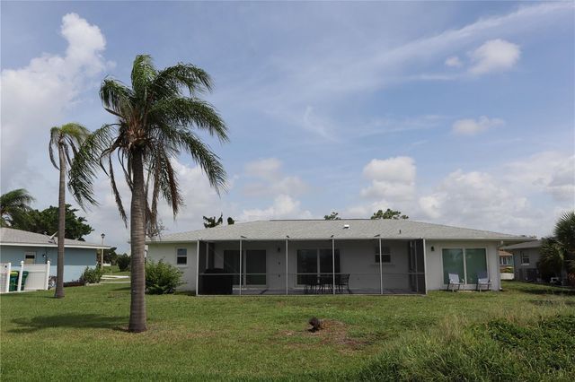 18 GOLFVIEW COURT, Rotonda West, FL 33947