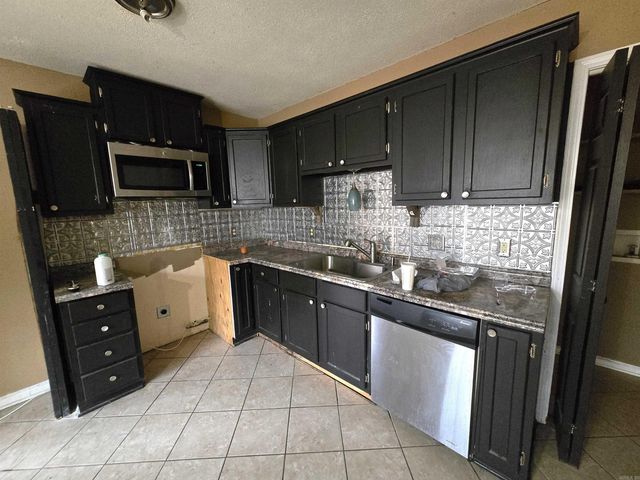 1208 Donna Drive, Redfield, AR 72132