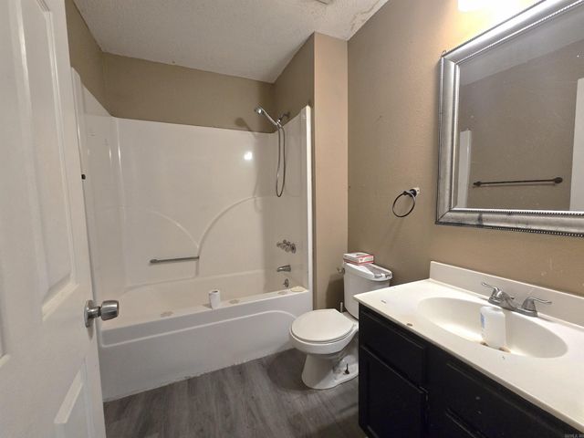 1208 Donna Drive, Redfield, AR 72132