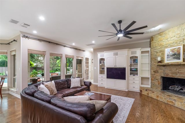 215 Bent Creek Court, Southlake, TX 76092