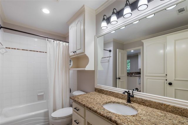 215 Bent Creek Court, Southlake, TX 76092