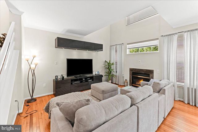 100 STRATFORD CT, Malvern, PA 19355