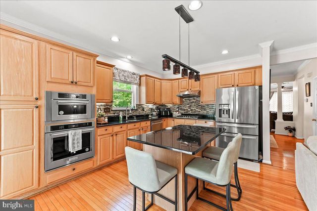100 STRATFORD CT, Malvern, PA 19355
