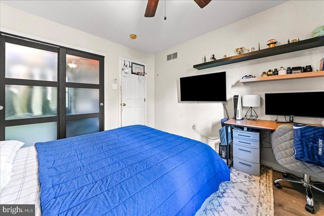 100 STRATFORD CT, Malvern, PA 19355