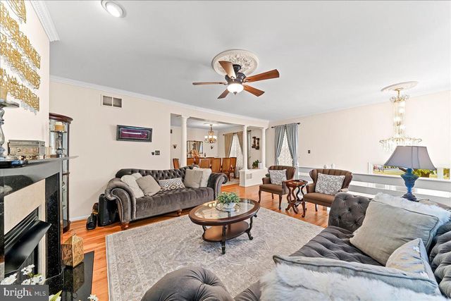 100 STRATFORD CT, Malvern, PA 19355