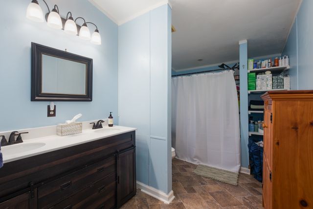 875 Lindsey Rd, Parsons, TN 38363