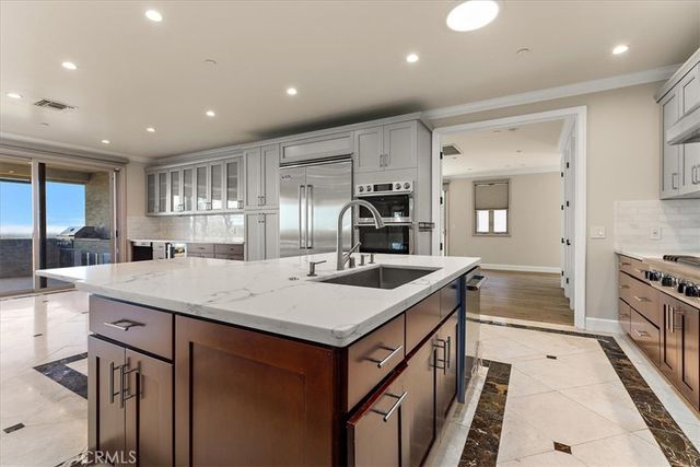 2 Stallion, Rancho Palos Verdes, CA 90275
