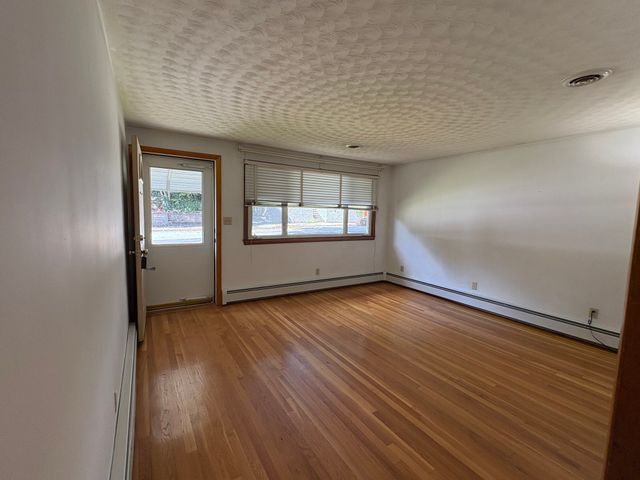175 Dana Ave, Worcester, MA 01604