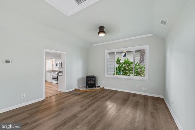 530 HIGHLAND DR, Edgewater, MD 21037