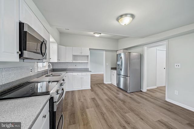 530 HIGHLAND DR, Edgewater, MD 21037