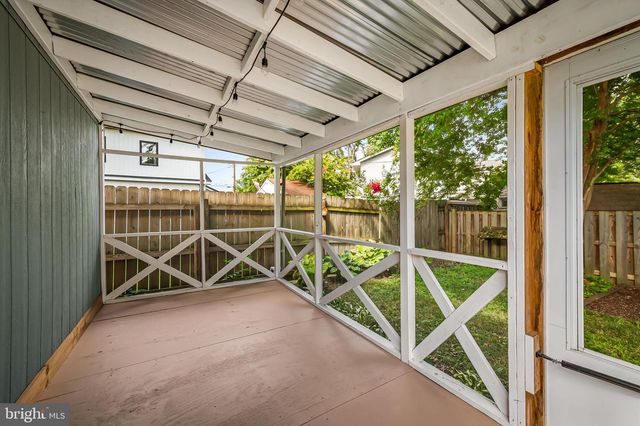 530 HIGHLAND DR, Edgewater, MD 21037