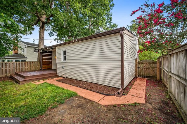 530 HIGHLAND DR, Edgewater, MD 21037