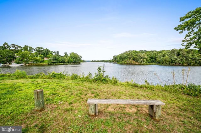 530 HIGHLAND DR, Edgewater, MD 21037