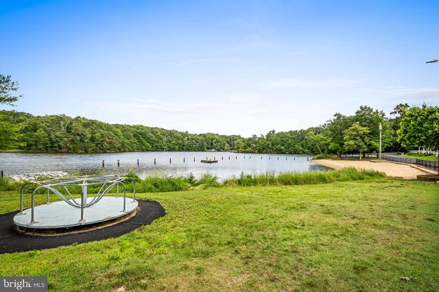 530 HIGHLAND DR, Edgewater, MD 21037