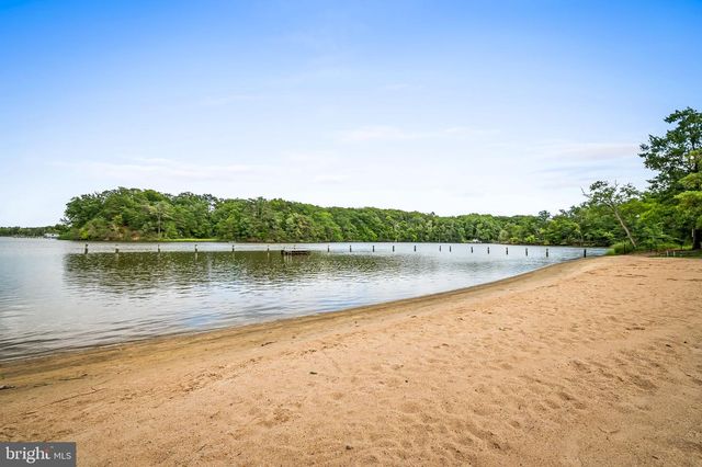 530 HIGHLAND DR, Edgewater, MD 21037