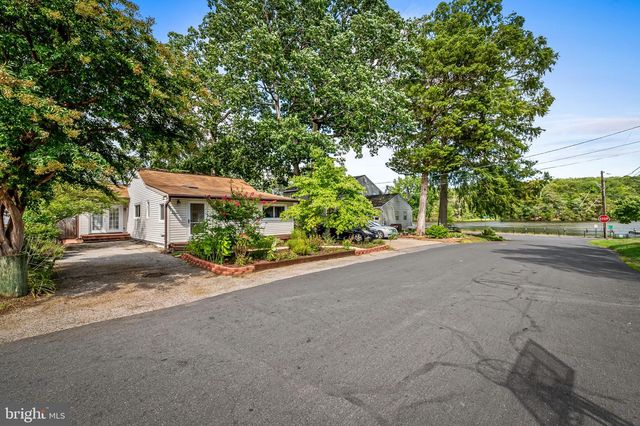530 HIGHLAND DR, Edgewater, MD 21037