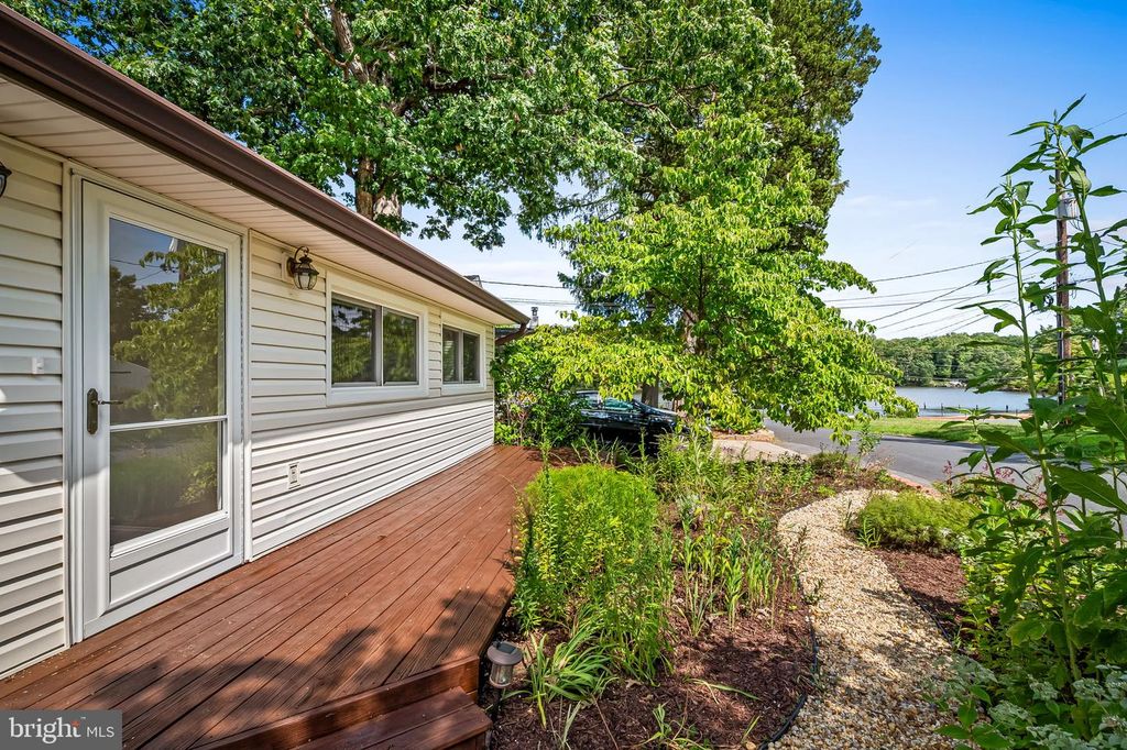 530 HIGHLAND DR, Edgewater, MD 21037