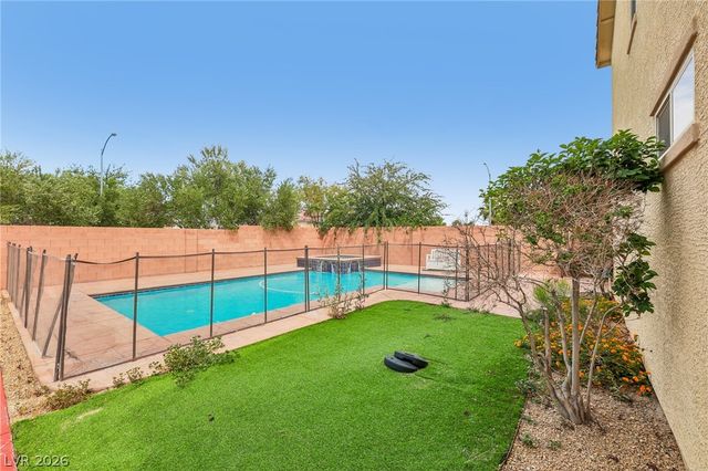 6636 Cliff Shore Court, North Las Vegas, NV 89084