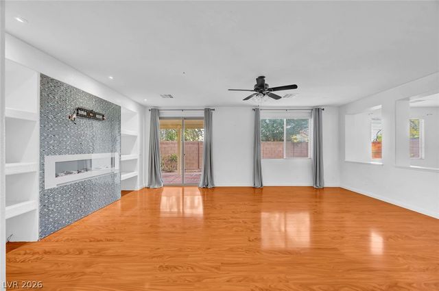 6636 Cliff Shore Court, North Las Vegas, NV 89084