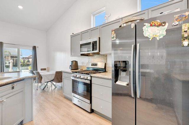 1228 Monterey Avenue, Madera, CA 93637