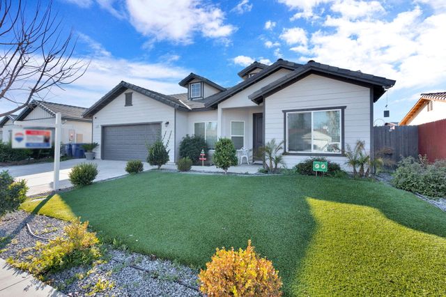 1228 Monterey Avenue, Madera, CA 93637