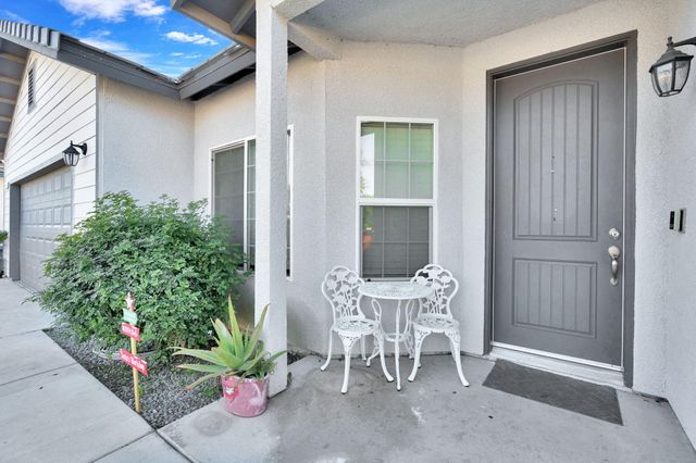 1228 Monterey Avenue, Madera, CA 93637