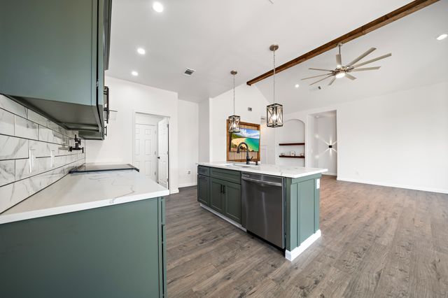 125 Hill Shadow Lane, Whitney, TX 76692