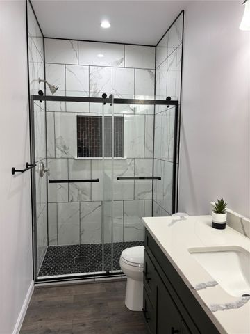 125 Hill Shadow Lane, Whitney, TX 76692