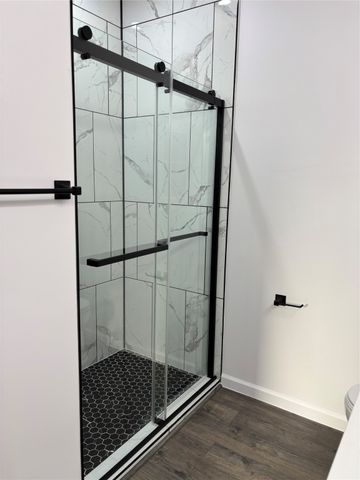 125 Hill Shadow Lane, Whitney, TX 76692