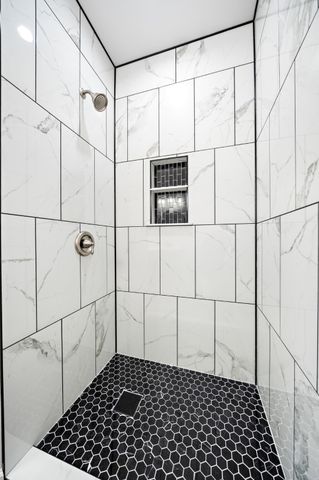 125 Hill Shadow Lane, Whitney, TX 76692