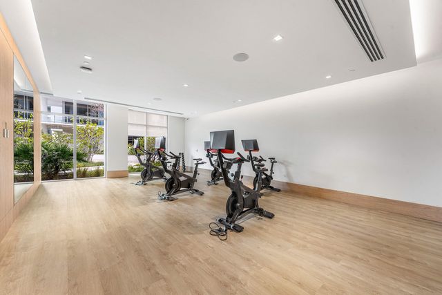 220 Lake Shore Drive 1613, Lake Park, FL 33403