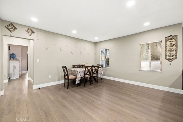 1347 Atlantic, Long Beach, CA 90813