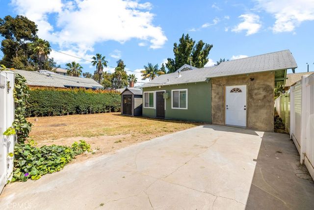 1347 Atlantic, Long Beach, CA 90813