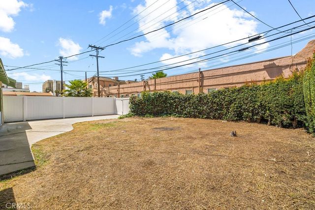 1347 Atlantic, Long Beach, CA 90813