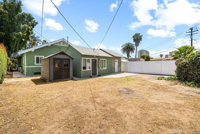 1347 Atlantic, Long Beach, CA 90813