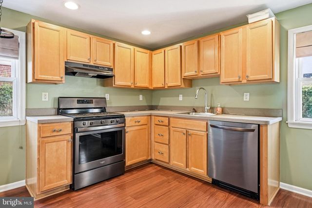 732 CRICKET LN, Aldan, PA 19018