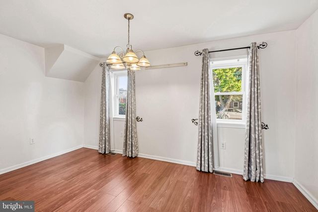 732 CRICKET LN, Aldan, PA 19018