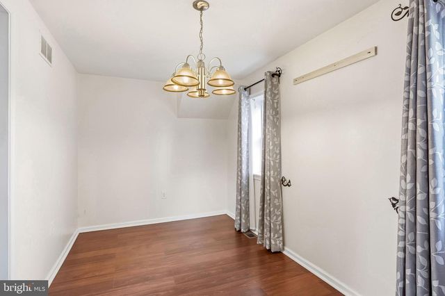 732 CRICKET LN, Aldan, PA 19018