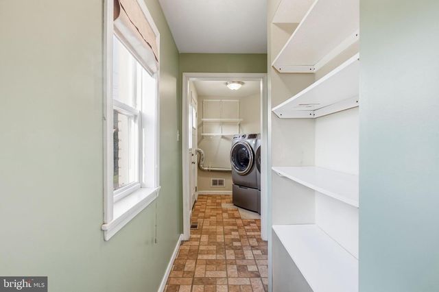 732 CRICKET LN, Aldan, PA 19018