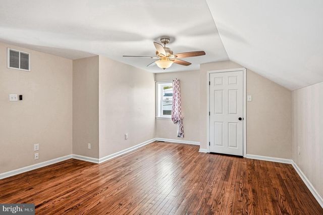 732 CRICKET LN, Aldan, PA 19018