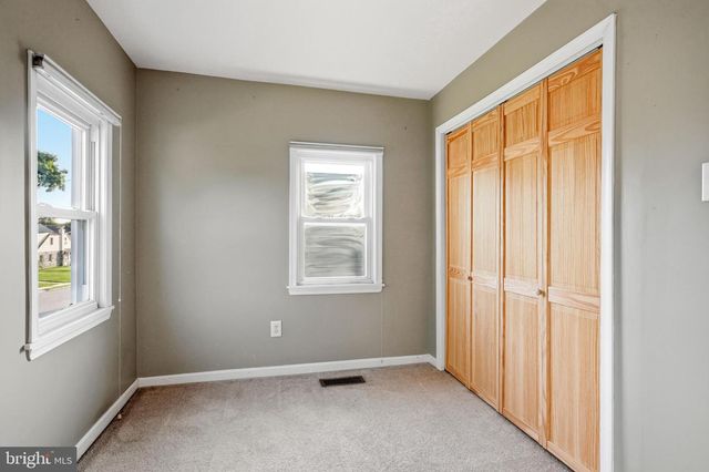 732 CRICKET LN, Aldan, PA 19018